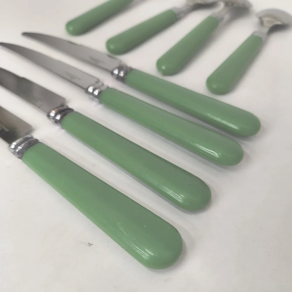 GIBSON Knives & Spoons Pastel Green Plastic Handle Stainless Steel Head Set Of 8